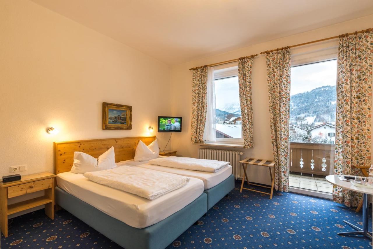 Hotel Garni Almenrausch Und Edelweiss Garmisch-Partenkirchen járás Kültér fotó