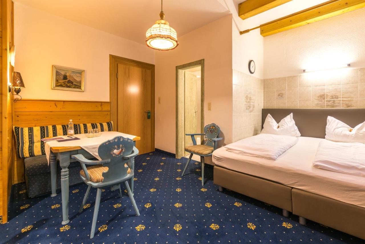 Hotel Garni Almenrausch Und Edelweiss Garmisch-Partenkirchen járás Kültér fotó