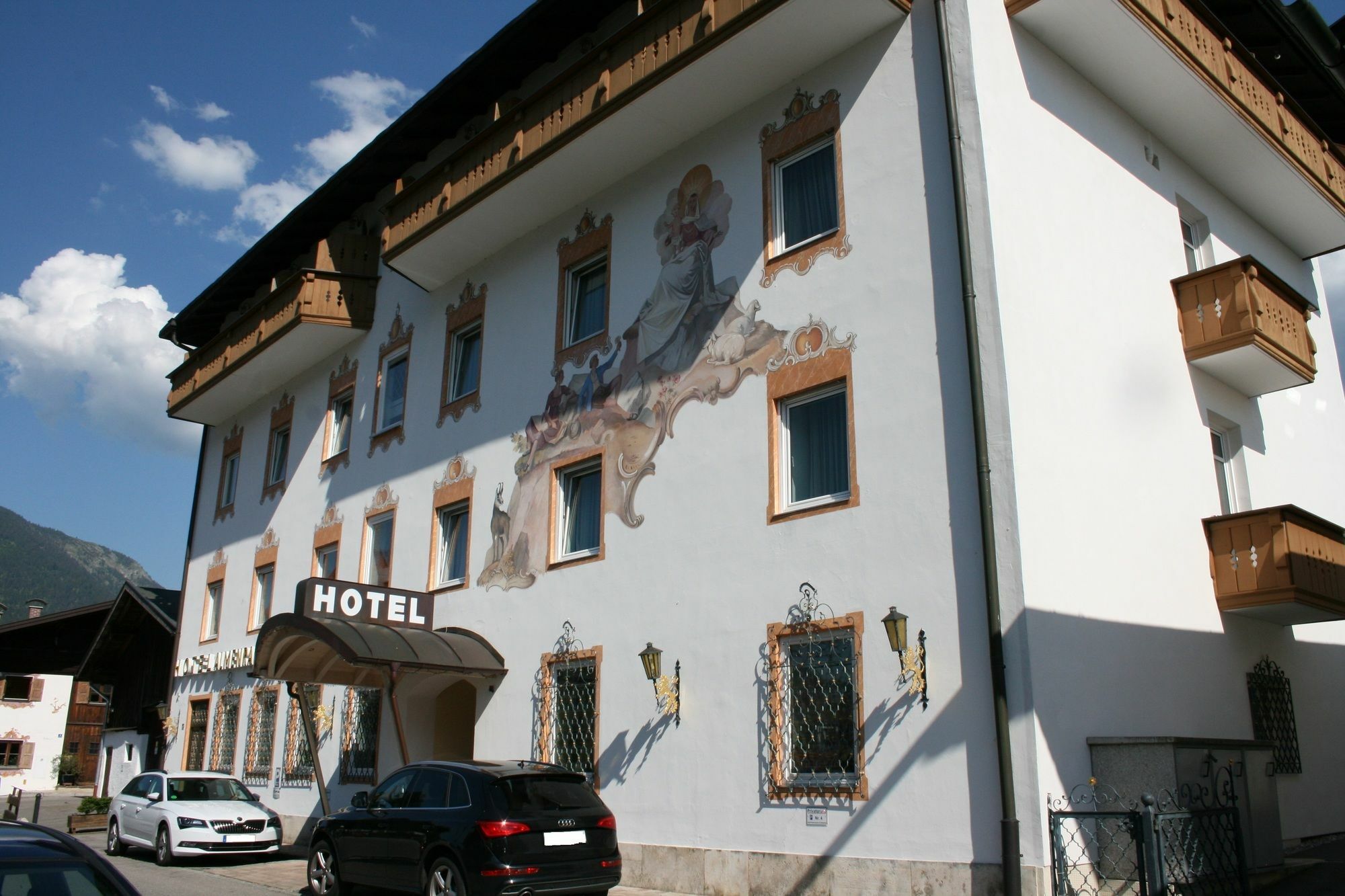 Hotel Garni Almenrausch Und Edelweiss Garmisch-Partenkirchen járás Kültér fotó